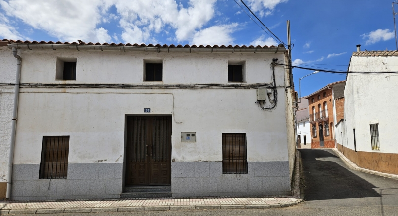 CASA PARA REFORMAR